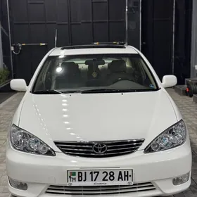 Toyota Camry 2005