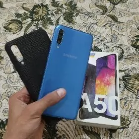 Samsung A50 4/64Gb
