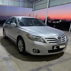 Toyota Camry 2011