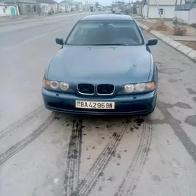 BMW E39 2002