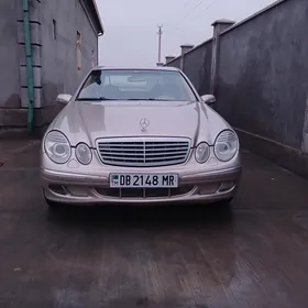 Mercedes-Benz E320 2003