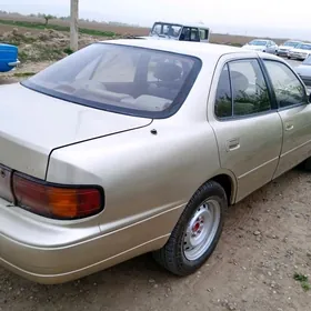 Toyota Camry 1993