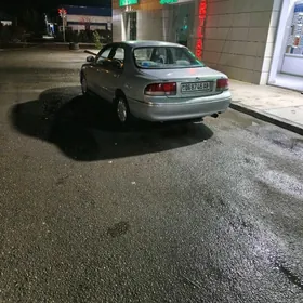 Mazda Mazda2 1996
