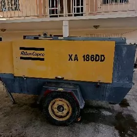 JCB 3CX Pothole Master 2009