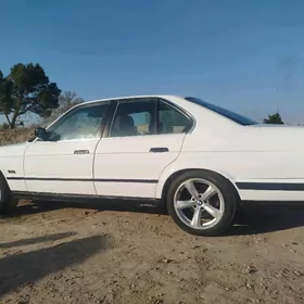 BMW 525 1990