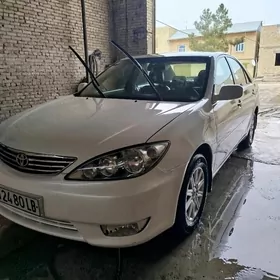 Toyota Camry 2005