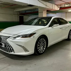 Lexus ES 350 2019