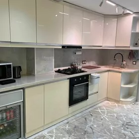 ЕВРО ЛЮКС 9МКР 1 ЭТАЖ 3КОМ