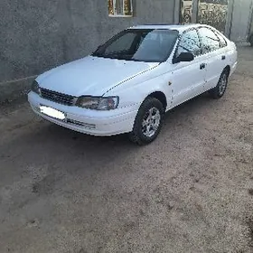 Toyota Carina 1993