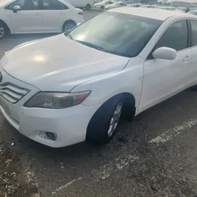 Toyota Camry 2010