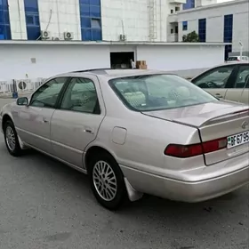 Toyota Camry 1999