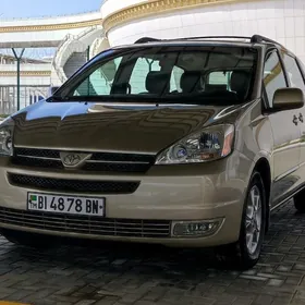 Toyota Sienna 2005