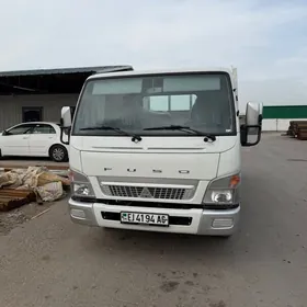 Mitsubishi Canter 2025