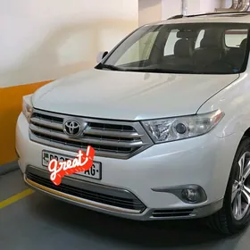 Toyota Highlander 2013