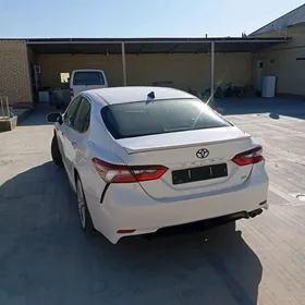 Toyota Camry 2020