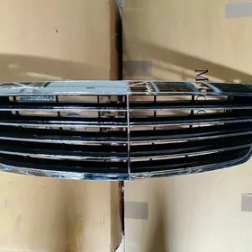 W 220 Решетка радиатора.