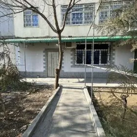 ЦЕНТР️3-КОМН. 1-ЭТАЖ