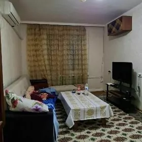 3 мкр продается квартира