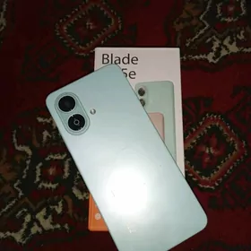 ZTE blade A35e