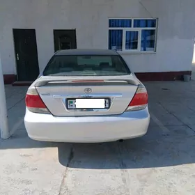 Toyota Camry 2005
