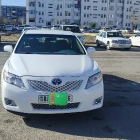 Toyota Camry 2010