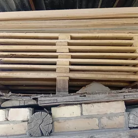 ПРОДАЁТСЯ ПОДДОН