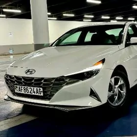 Hyundai Elantra 2021