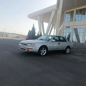 Toyota Camry 1992