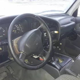 Toyota Land Cruiser 1994