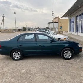 Toyota Corona 1995