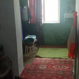 на Кемине продается квартира