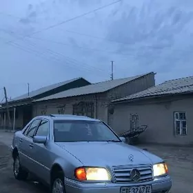 Mercedes-Benz C-Class 1994
