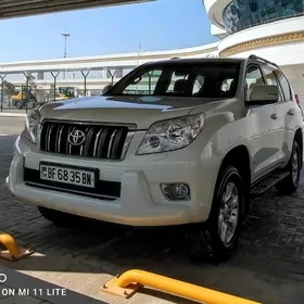Toyota Land Cruiser Prado 2013