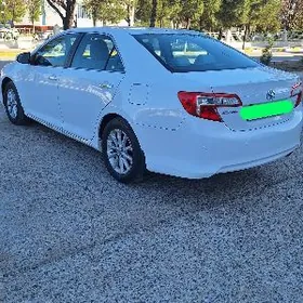 Toyota Camry 2012