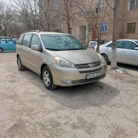 Toyota Sienna 2005
