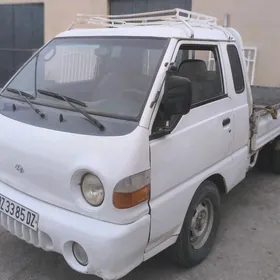 Hyundai H100 1999