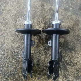 amartizator karolla oni tazeje