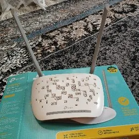 ROUTER TP-LINK -8968