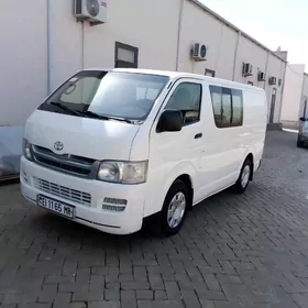Toyota Hiace 2006