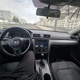 Volkswagen Passat 2012