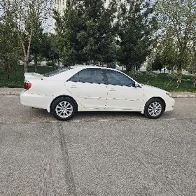 Toyota Camry 2004