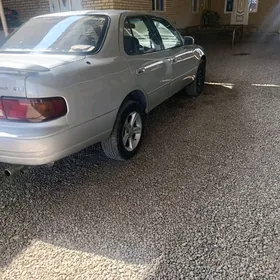 Toyota Camry 1995