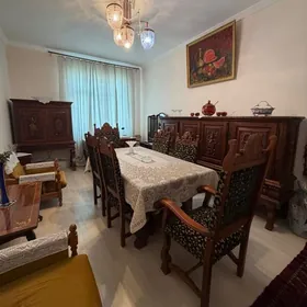 MIR 8 3 ETAJ 2 KOMNAT 92m2