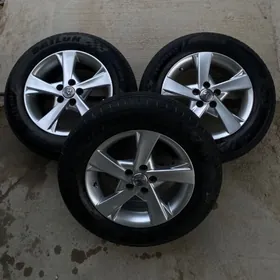 Corolla exclusive diska 15lik