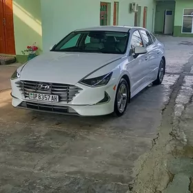 Hyundai Sonata 2021