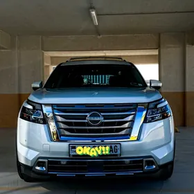 Nissan Pathfinder 2022