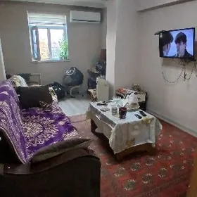 9 мкрн  1 в 2 комнаты