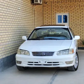 Toyota Camry 1998