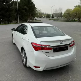 Toyota Corolla 2015