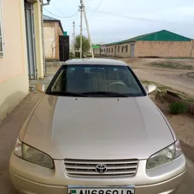 Toyota Camry 1998